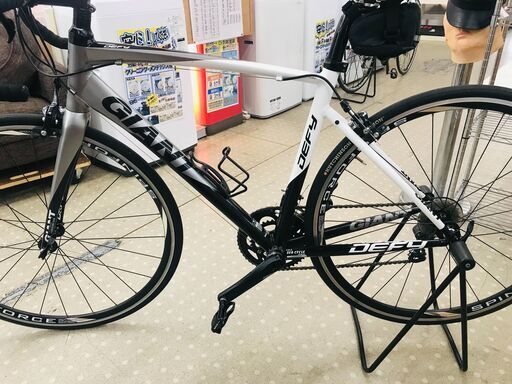 GIANT DEFY3 2010モデル ロードバイク