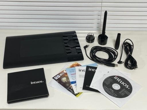 Wacom Intuos4 PTK-440／K2 ペンタブレット スペシャルエディション Photoshop Elements付
