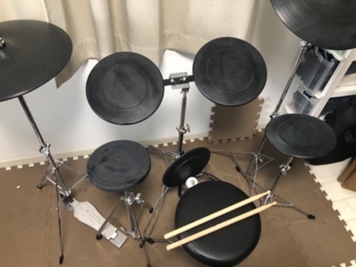 MAXTONE トレーニングドラムセット TD-5DX &ヤマハトレーニングドラムパッド MAXTONE トレーニングドラムセット TD-5DX &ヤマハトレーニングドラム