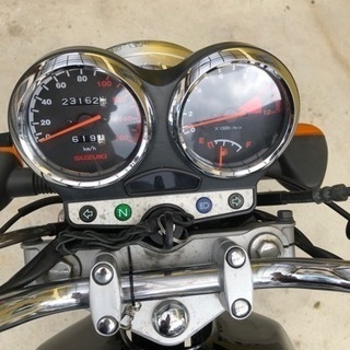 スズキ　　EN 125  ミッション　小型　原付2種　ただいまお話し中です