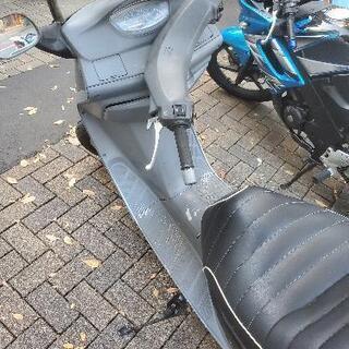 ホンダキャビーナ　50cc 原付　バイク　屋根付き