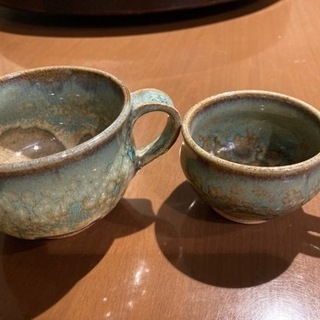 コーヒーカップ　大小2個