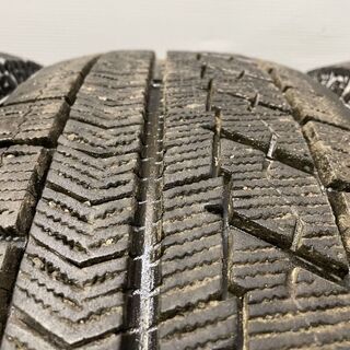 BS BLIZZAK VRX 205/70R15 15インチ スタッドレス 4本 バリ溝 ジムニーシエラ グランドハイエース フォレスター等　(VTC448)クレジットカード QRコード決済可能