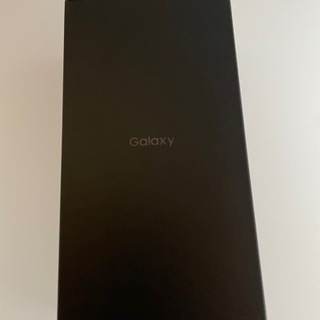 GALAXYS8 画面にヒビあり