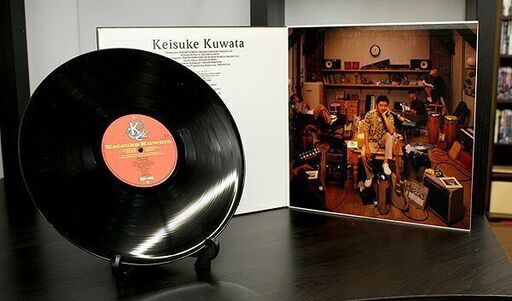 札幌 引き取り ☆ 再生OK 桑田佳祐 Keisuke Kuwata レコード A面/B面 LP盤 VIH-28333 ステッカー付 悲しい気持ち・いつか何処かで 他 サザンオールスターズ
