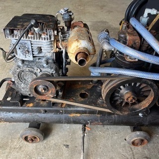 エンジンコンプレッサー