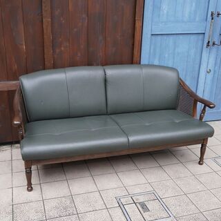 Karimoku(カリモク家具)のコロニアルシリーズの高級ラインGRAND CORONIAL York Town(グランドコロニアル ヨークタウン)『YT』本革2人ソファ！クラシックで優雅な2PソファBJ212