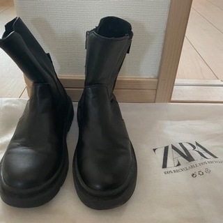 【ネット決済】ZARA kitsブーツ　サイズ31 日本サイズ19.5