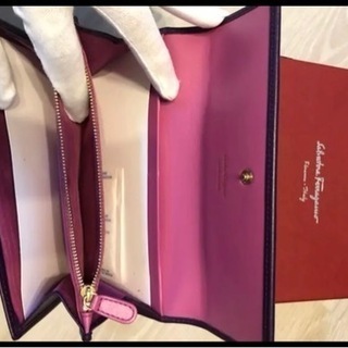 Salvatore Ferragamo フェラガモ　新品長財布