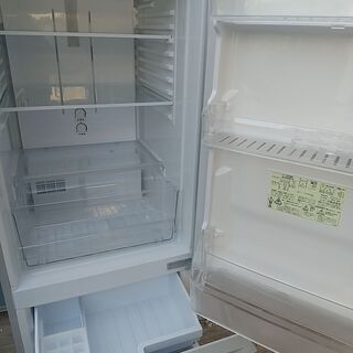 Y!　シャープ 3ドア 冷凍冷蔵庫 264L SJ-ES26Y-S シルバー系 右開き ナノ低温脱臭触媒 高さ変更可能ガラストレー 2014年製