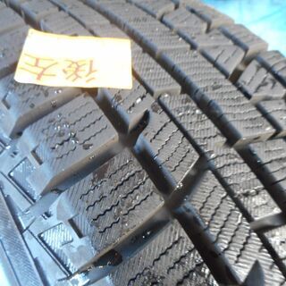 値下げ!超美品!横浜スタッドレスタイヤ 165/70R14 SPORT VENAD