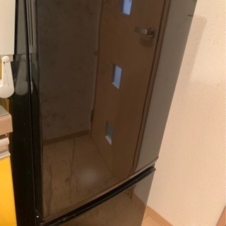 【引渡先決定】冷凍冷蔵庫　SHARP SJ-D14B-B