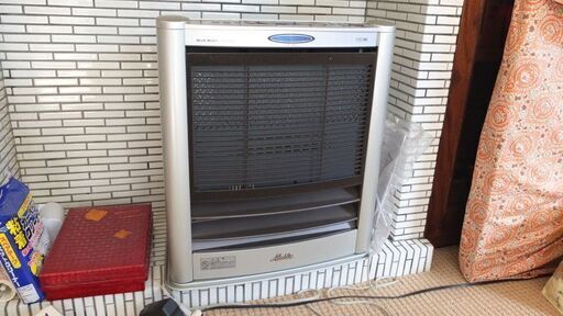 アラジン石油ファンヒーター中古　BLUE　BLAZE　GFH-PV451