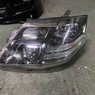 値下げしました‼️‼️アルファード　後期顔面セット　10アルファード　ハーネス付き