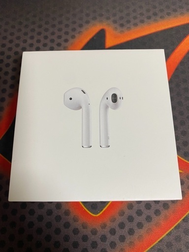 予約　AirPods with wireless Charging Case