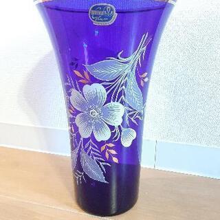 【ネット決済・配送可】ボヘミアンガラス　花瓶　ボヘミアンガグラス...