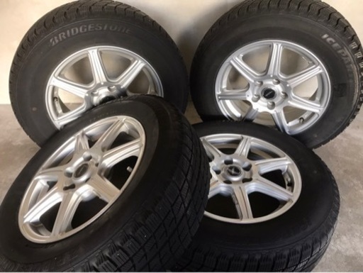《取引終了》冬タイヤ　4本セット（スタッドレス 215/65R16）