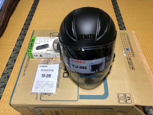 ヤマハ★バイクヘルメット・ブルートゥース付き。