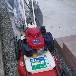 梅雨前大幅値下げ！！　草刈り機　 芝刈機　フレックスモア