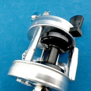 希少 ABU Ambassadeur 2500C 右巻 アブ アンバサダー ベイトリール