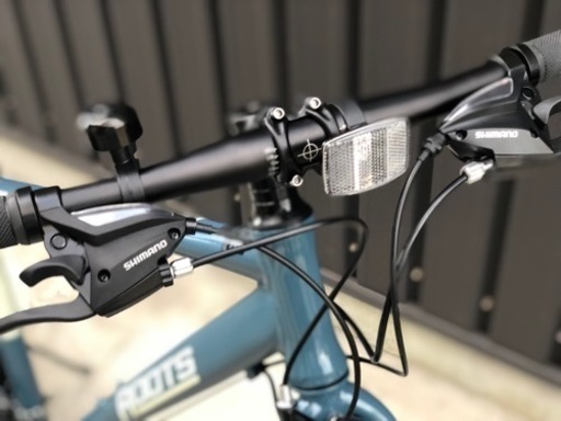 新車☆アルミフレーム シマノ21段 クロスバイク ROOTS 限定カラー 長