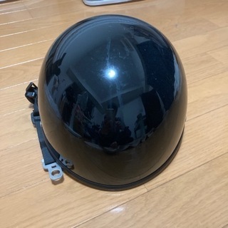ヘルメット　黒　フリーサイズ