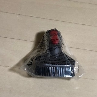 dyson V8 fluffy バッテリー新品付き（6000円）　未使用品も有り dyson V8 fluffy バッテリー新品付き（6000円） 未使用品も有り