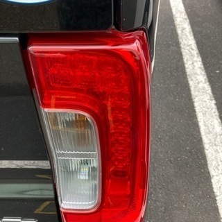 タント la600s 純正テールランプ 右