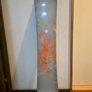 美品　BURTON バートン 147cm スノボ板 ケース付き