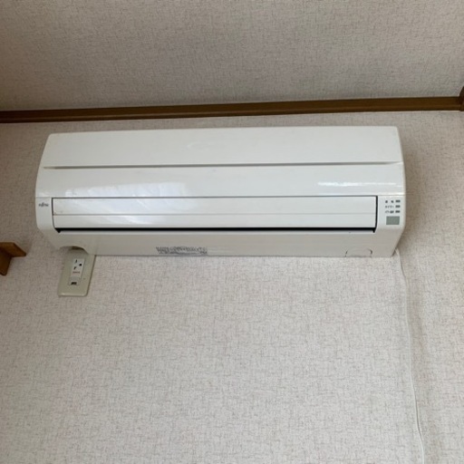 値下げ！ルームエアコン100V 冷暖房
