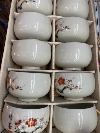 琇峯　茶碗