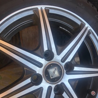 【取引完了】🚗軽自動車　スタッドレスタイヤ　バリ山4本セット🚙