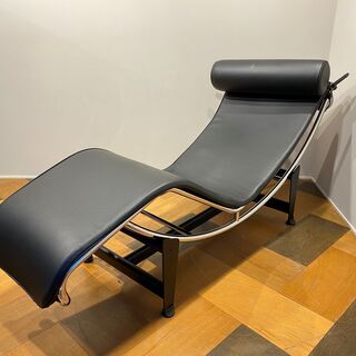 宇都宮でオシャレな家具を探すなら『オトワリバース！』LC4 シェーズロング ル・コルビジェ made in italy リプロダクト ソファ 中古品