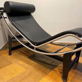 宇都宮でオシャレな家具を探すなら『オトワリバース！』LC4 シェーズロング ル・コルビジェ made in italy リプロダクト ソファ 中古品