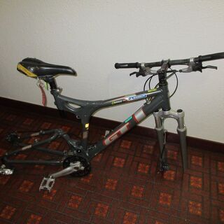 MTBホイール・リヤショック売ります。