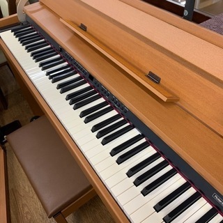 ローランド 電子ピアノ DP-900 【店頭取引限定】【中古品】早い者勝ち