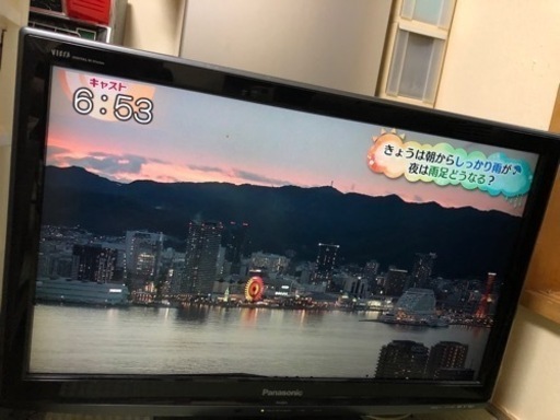 パナソニック　32型液晶テレビ