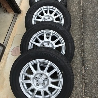 ヨコハマタイヤ　スタッドレス　アルミホイール付　４本セット　195/65R/15　昨シーズン３ヶ月程度の使用　美品