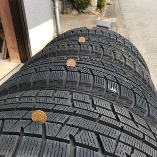 ヨコハマタイヤ　スタッドレス　アルミホイール付　４本セット　195/65R/15　昨シーズン３ヶ月程度の使用　美品