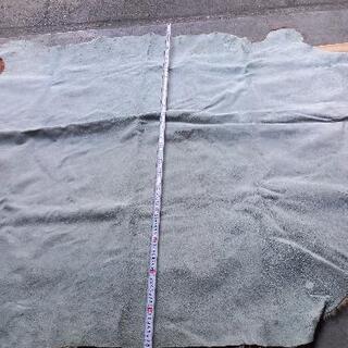 バッファロー　カーペット　毛皮　牛革　バブリー