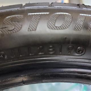 車のパーツ 【終了しました】新車に付いていたタイヤ
