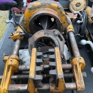 ねじ切り２台　お値下げご遠慮