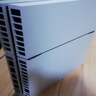 PS4 500GB 本体のみ　箱なし傷あり PS4 500GB 本体のみ 箱なし傷あり