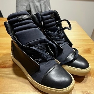 ディーゼル　スニーカー新品未使用