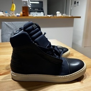 ディーゼル　スニーカー新品未使用