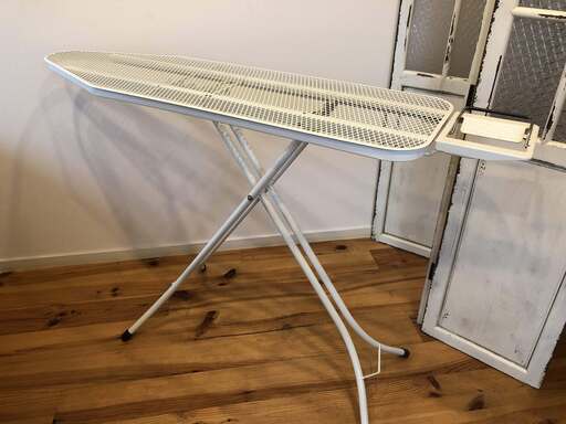 brabantia　ブラバンシア　アイロン台　スタンド式