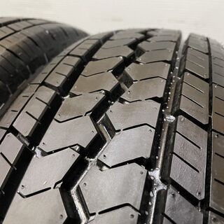 新品 TOYO V-02e 195/80R15 107/105L LT 15インチ 夏タイヤ 4本 2017年製 ハイエース キャラバン レジアスエース等　(VTI411)クレジットカード QRコード決済可能