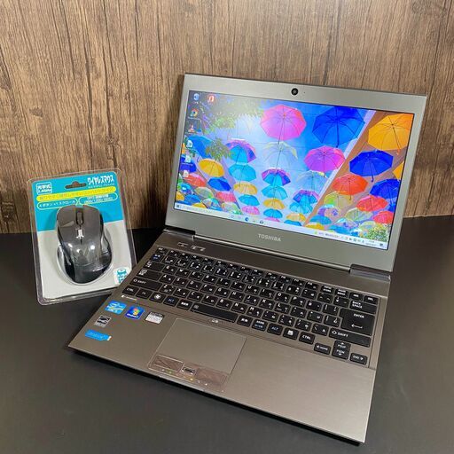 薄型軽量 Corei5 高速SSD  東芝 ノートパソコン 動作保証あり