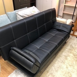 【リサイクルサービス八光　田上店　配達・設置OK】モダン 3人掛け ソファーベッド 合皮製 ブラック リサイクルサービス八光 田上店 配達・設置OK】モダン 3人掛け