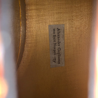 チェロ　4/4 (Label/ Alexandror Gaglianus 1727)